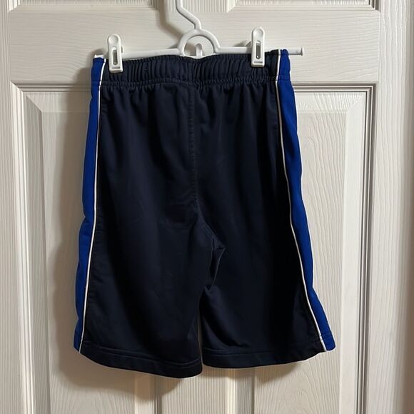 Gymboree matching short set. Shorts size 8, Tank top size 10 - Picture 3 of 7